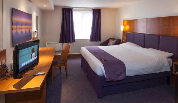 Premier Inn Cobham Cobham  Luaran gambar
